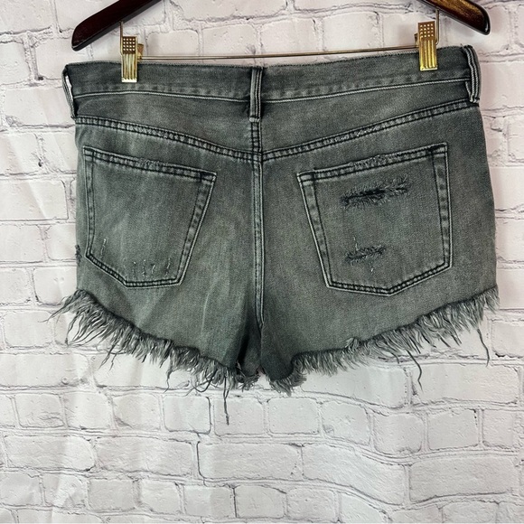 free people We The Free Gray Distressed Jean Shorts sz 30 boho western festival - Picture 3 of 11